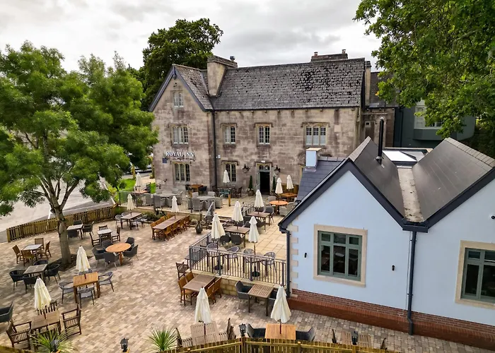 The Royal Inn By Chef & Brewer Collection