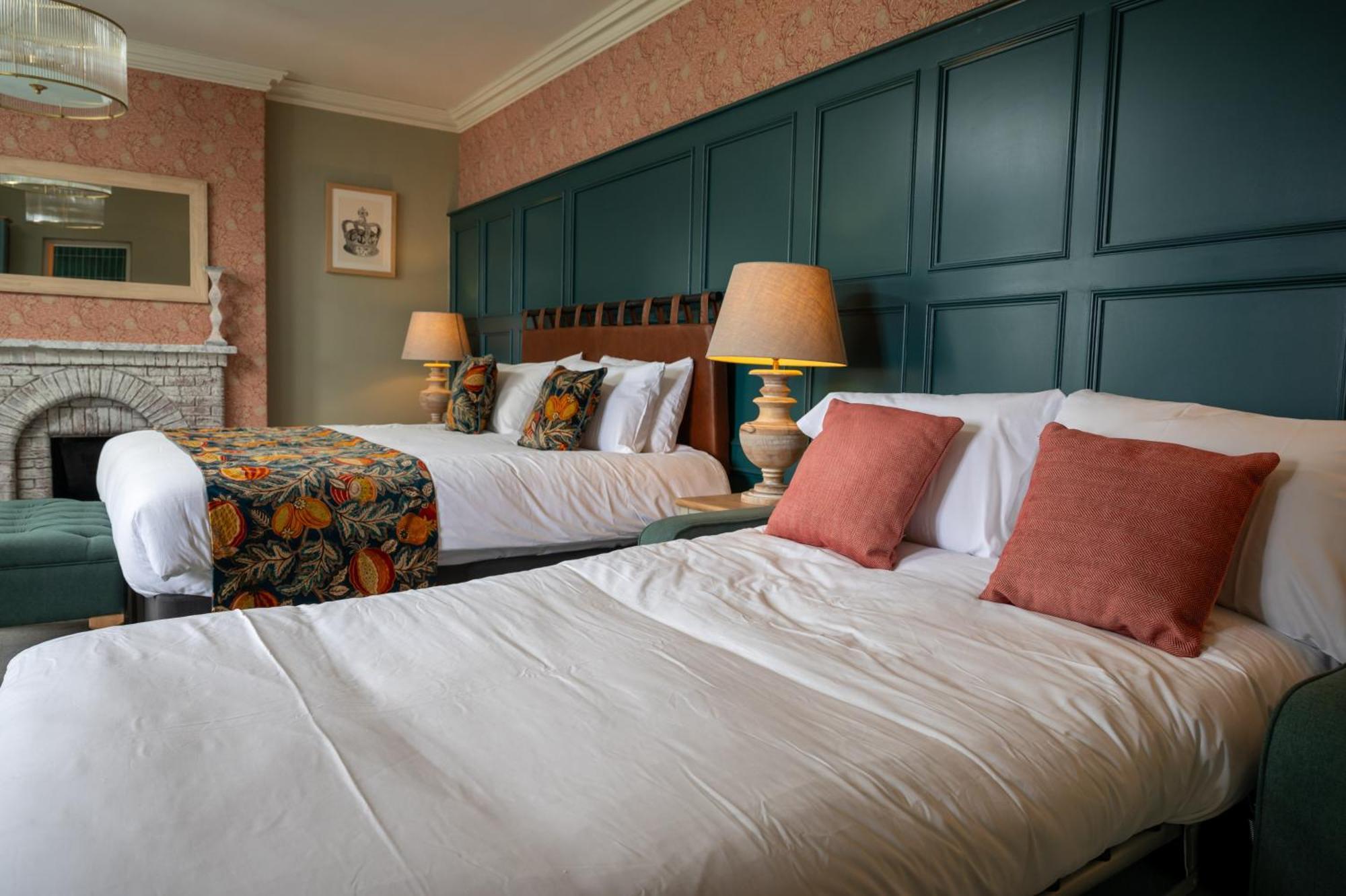 The Royal By Chef & Brewer Collection 4* Portishead